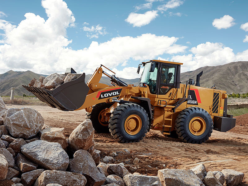 Фронтальные погрузчики: особенности аренды и подбора Фронтальные погрузчики: особенности аренды и подбора