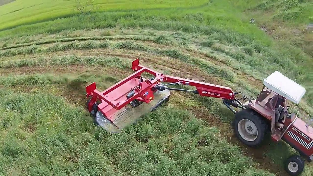Аренда косилки для заготовки сена Аренда косилки для заготовки сена